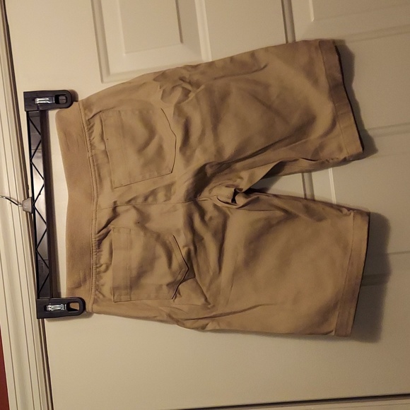 Girl's Izod shorts - Picture 5 of 7